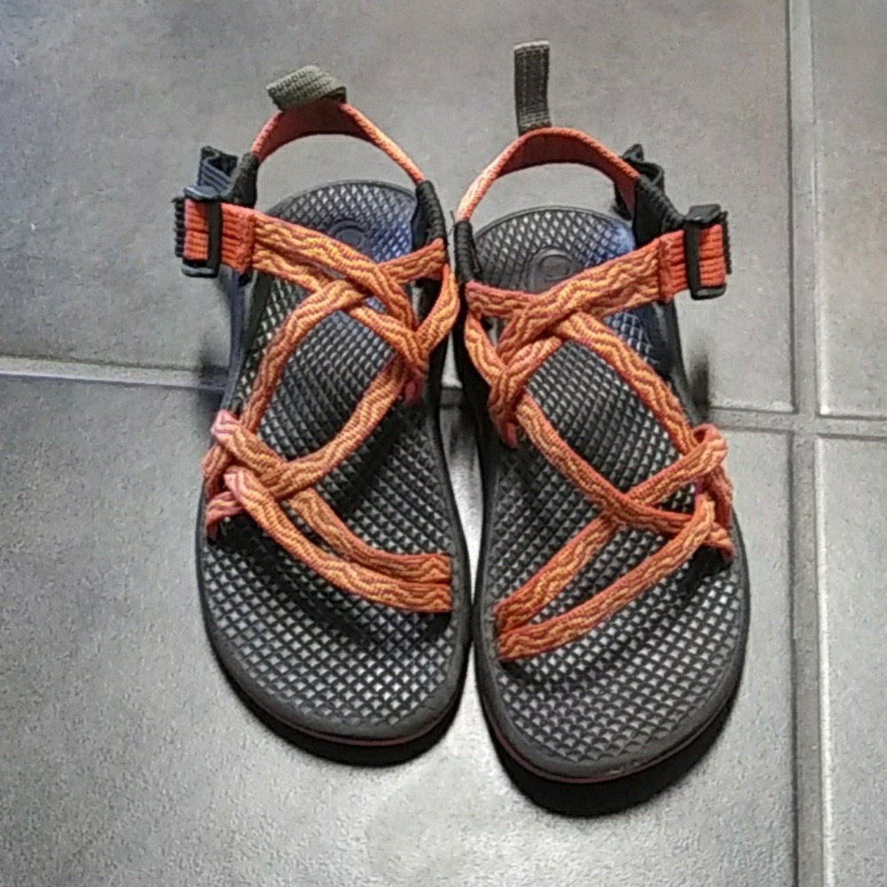 Girls Chacos size 13. Orange pattern